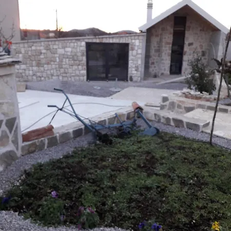 Vrsinska Cesta Villa